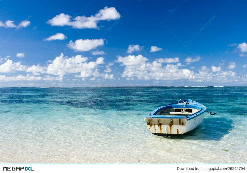 Boat wallpaper hi-res stock photography and images - Alamy