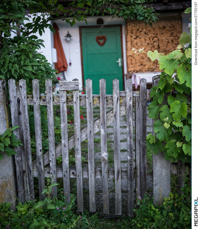 Old Wooden Garden Gate Stock Photo 37750197 Megapixl