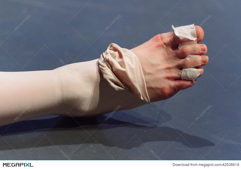 Ballet Dancer Feet Stock Photo Megapixl