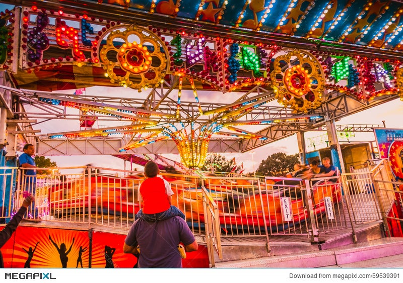 Delta Fair, Memphis, Tn County Fair Midway Stock Photo 59539391 - Megapixl