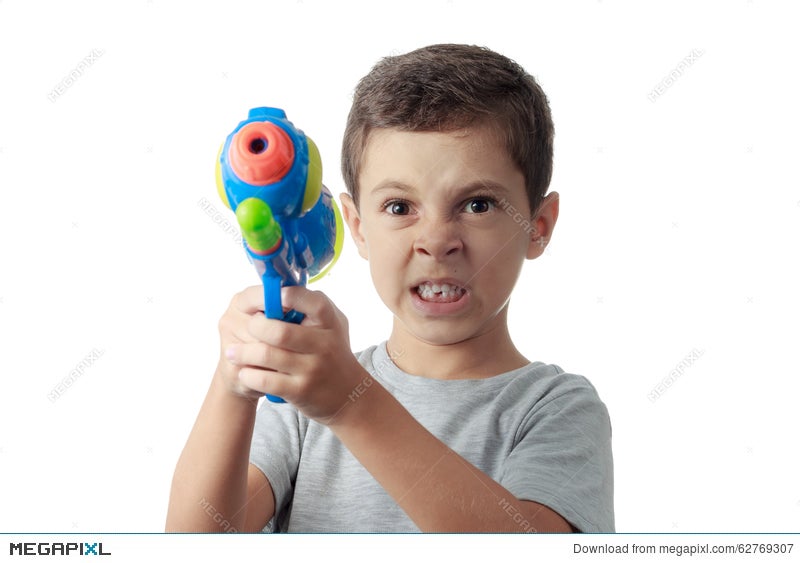 kid with water gun