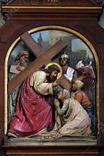 8th Stations of the Cross,Jesus meets the daughters of Jerusalem