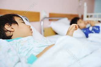 Ill child in hospital