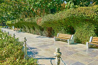 The greenery of Hasht Behesht, Isfahan, Iran