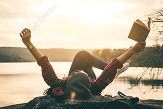 Women tourists read books.