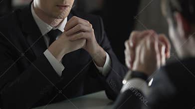 Lawyer threatening and intimidating client, forcing him to confess frankly