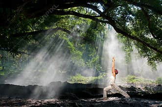 Virabhadrasana, hatha yoga