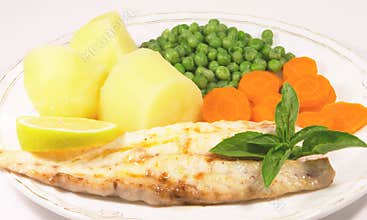 Grilled fish meal 2