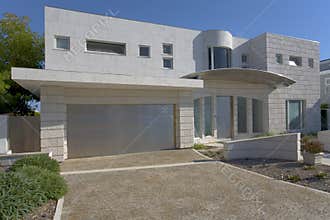 Custom Home In Newport Beach, CA