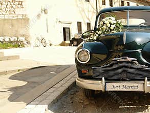 Retro wedding car