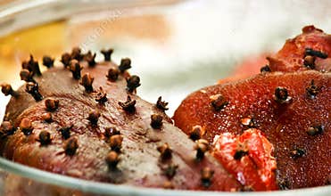 Knuckle of pork with allspice
