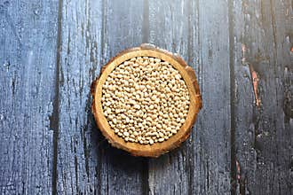 Raw black eyed peas