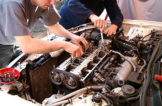 Car engine mechanic