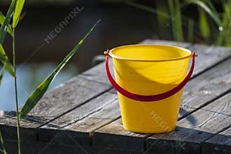 Bucket on deck