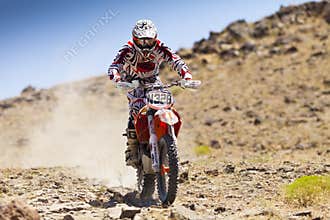 Off Road Dirt Bike Racer #N328