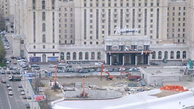 (Timelapse) Worker constructing the parking for