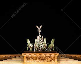 Brandenburg Gate statue