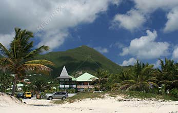 Mont Paradis-Orient Bay Beach