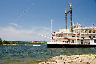 River Showboat in Branson