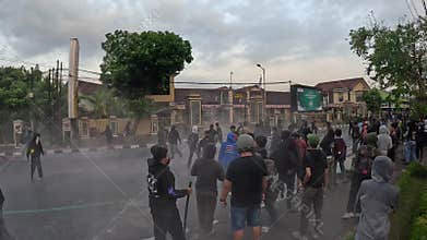 Indonesian rioted and demonstrated to demand higher allowances in the House of Representatives (DPR)