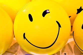 Smile yellow balloon