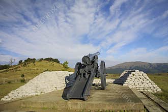 War, Long Tom Gun