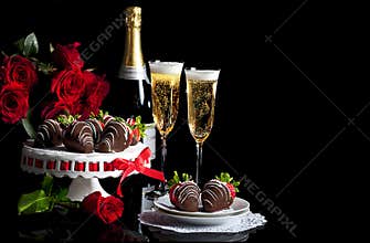 Valentine Champagne Roses Chocolate Covered Strawberries