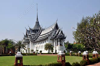 Samut Prakan, Thailand: Thon Buri Audience Hall
