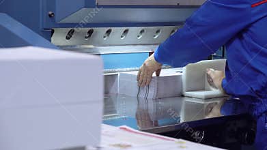 Worker print plant factory