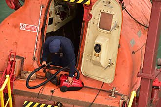 Cleaning the life boat with vacuum cleaner - funny