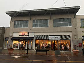 Vineyard Vines and White House Black Market at Legacy Place, Dedham, MA