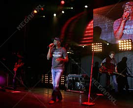 Darius Rucker performs in Concert