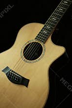 12-String Guitar