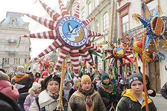 Christmas Star carriers parade through Lviv streets