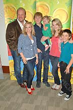 Steven Perry,Bridgit Mendler,Eric ALLAN Kramer,Jason Dolley