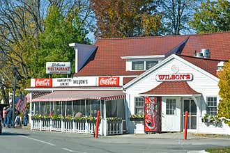 Wilson`s Restaurant and Ice Cream Parlor