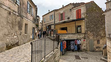 Les Baux-de-Provence, Provence-Alpes-CÃ´te d\'Azur, France - September 10, 2024: Picturesque stone street with shops