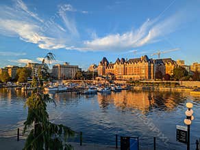 2024.08.02. Victoria, BC - Sunset in the harbor of Victoria