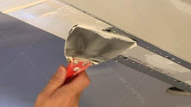 Cover the corner bead