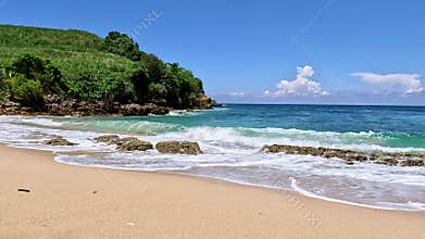 The beautiful wave on gondo mayit beach