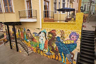 Colourful Murals of Valparaiso