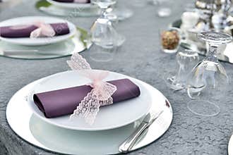Close-up catering table set