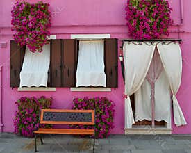 A Lovely Pink House in Venice