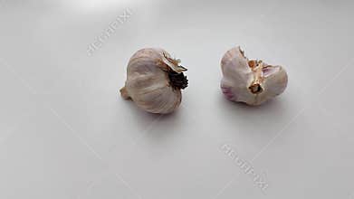 Natural Garlic Bulbs, One Split to Reveal Cloves
