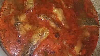 Fish soup curry.4k video.