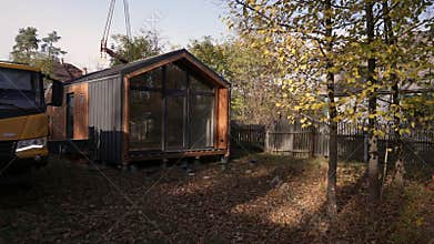 The modular house is already installed on the foundation.