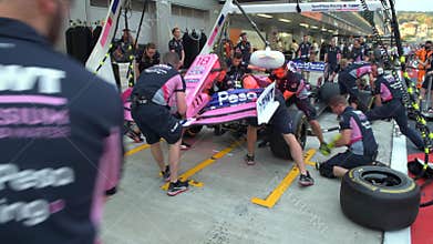 Racing Point pit stop at Formula 1 Grand Prix of Russia 2019