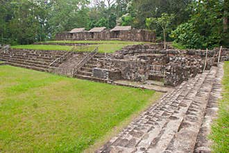Archaeological Site: Quirigua: the tallest stone monumental sculpture ever erected in the New World