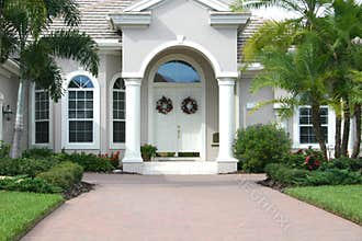 Elegant Entrance to Beautiful Home