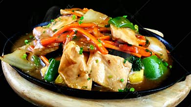 Yummy Noodles with vegetables and chicken